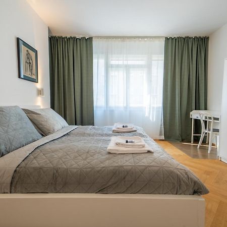 Verve Home Old Town Dunajska 2 Bratislava Buitenkant foto