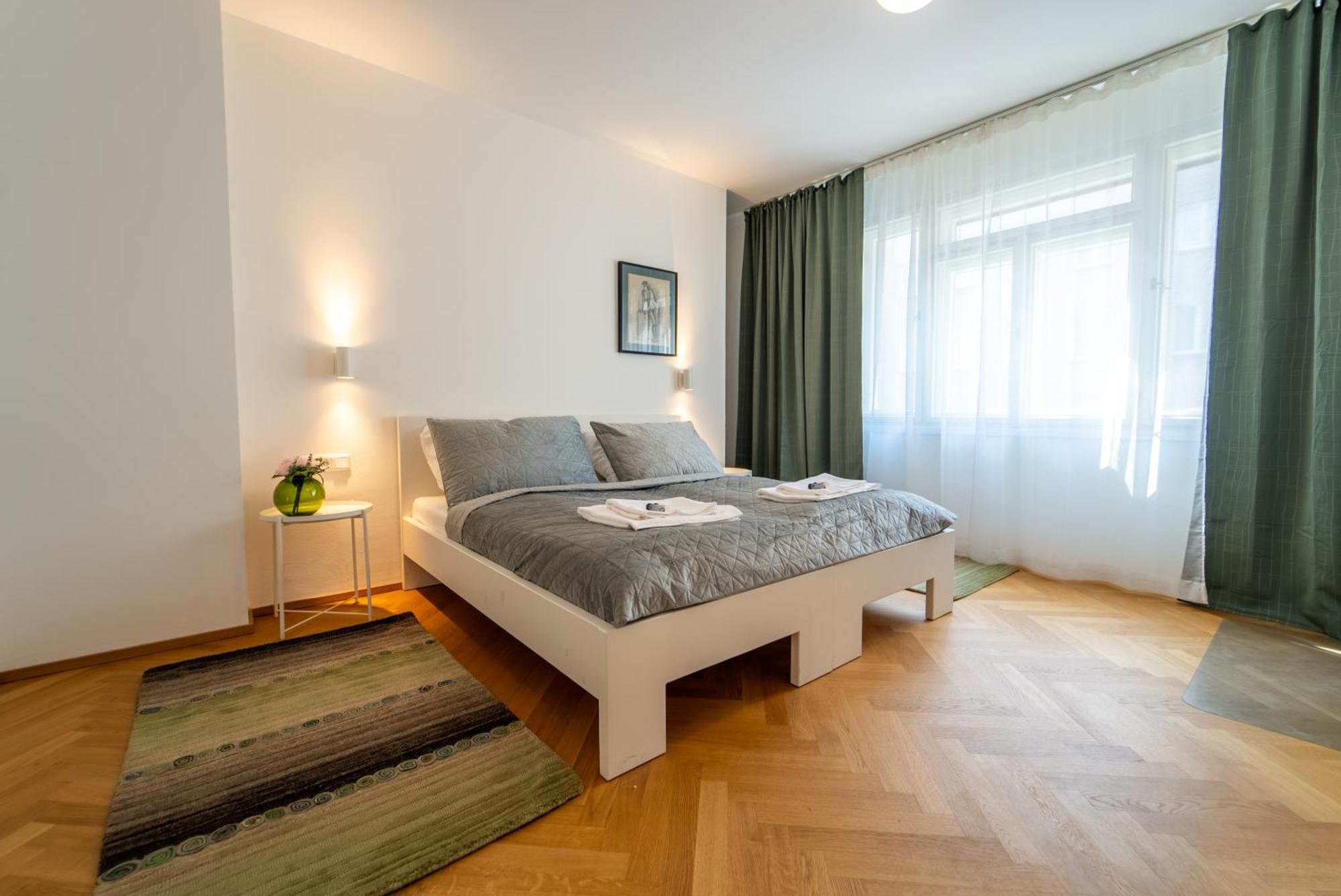 Verve Home Old Town Dunajska 2 Bratislava Buitenkant foto