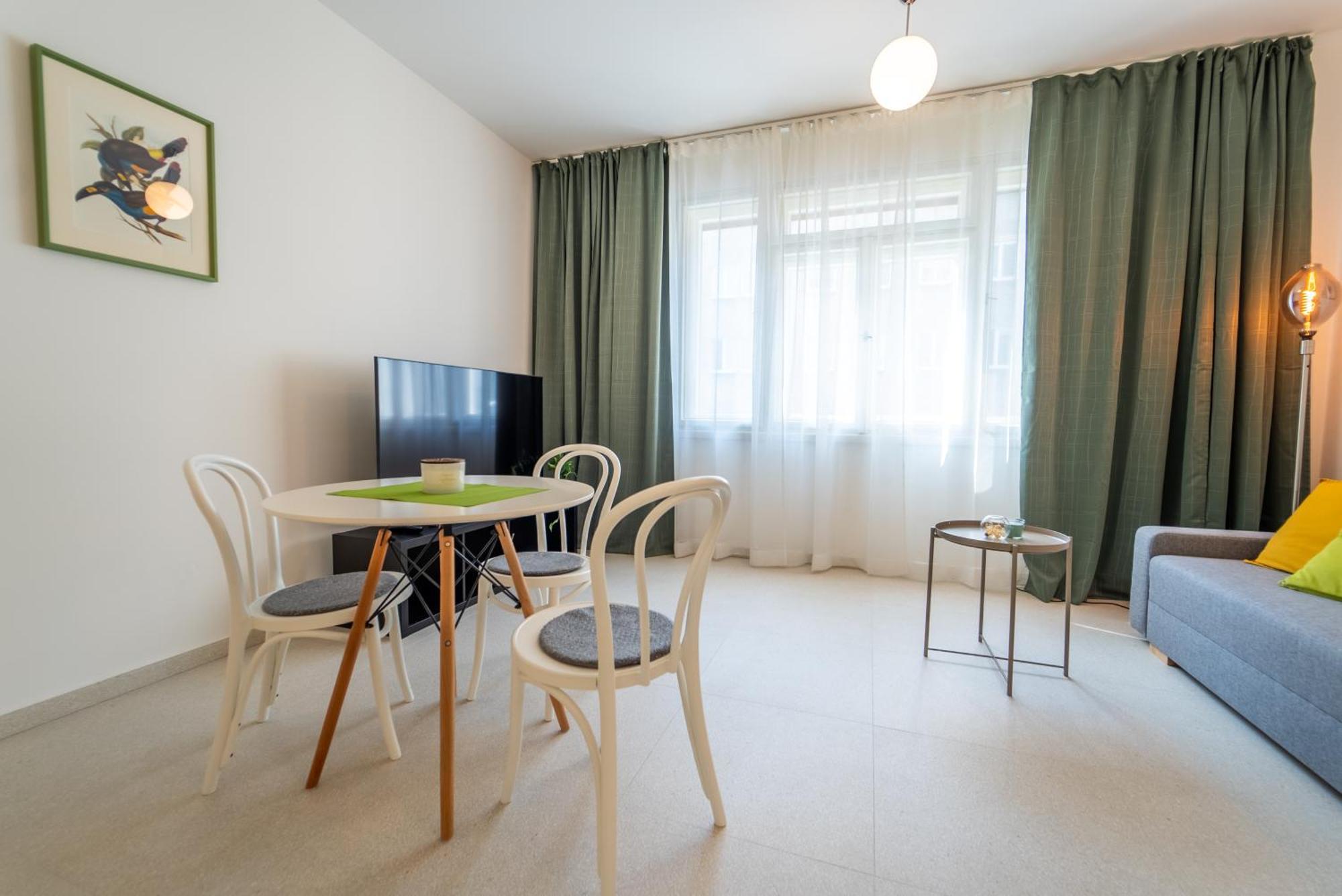 Verve Home Old Town Dunajska 2 Bratislava Buitenkant foto